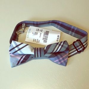 Bow tie